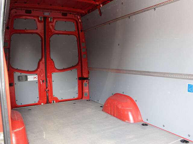 VOLKSWAGEN Crafter 35 TDI Maxi Kastenwagen - Photo 11