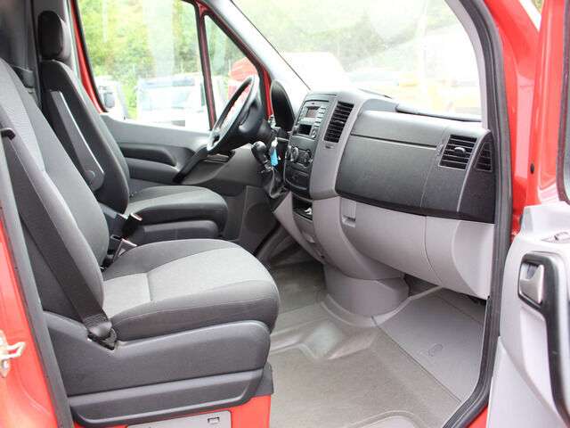 VOLKSWAGEN Crafter 35 TDI Maxi Kastenwagen - Photo 12