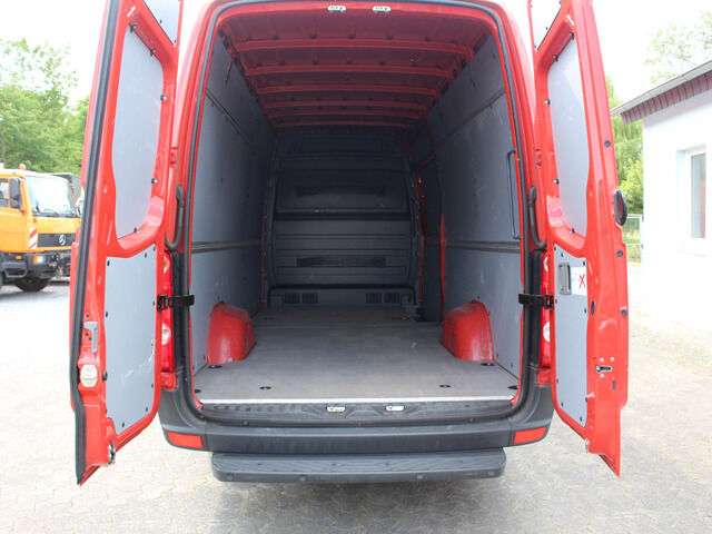 VOLKSWAGEN Crafter 35 TDI Maxi Kastenwagen - Photo 7