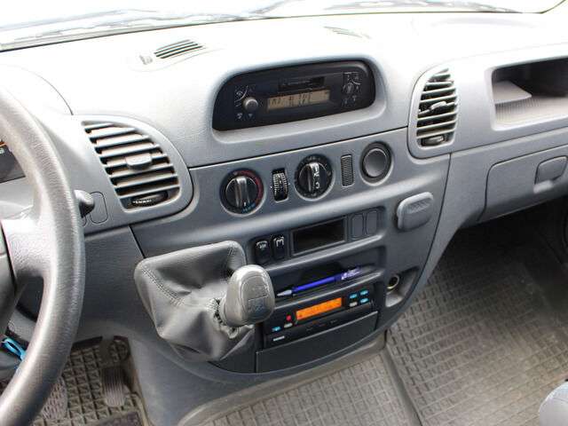 VOLKSWAGEN Crafter 35 TDI Maxi Kastenwagen - Photo 9